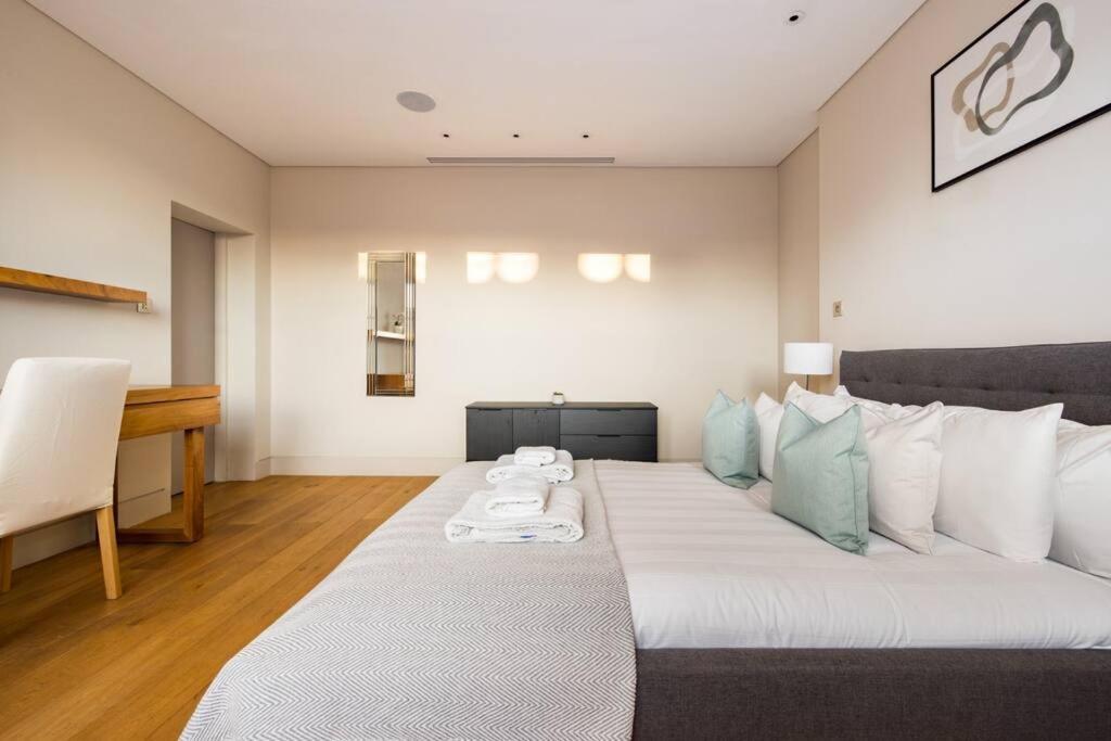Chelsea Penthouse - Roof Terrace & Ac * Londra