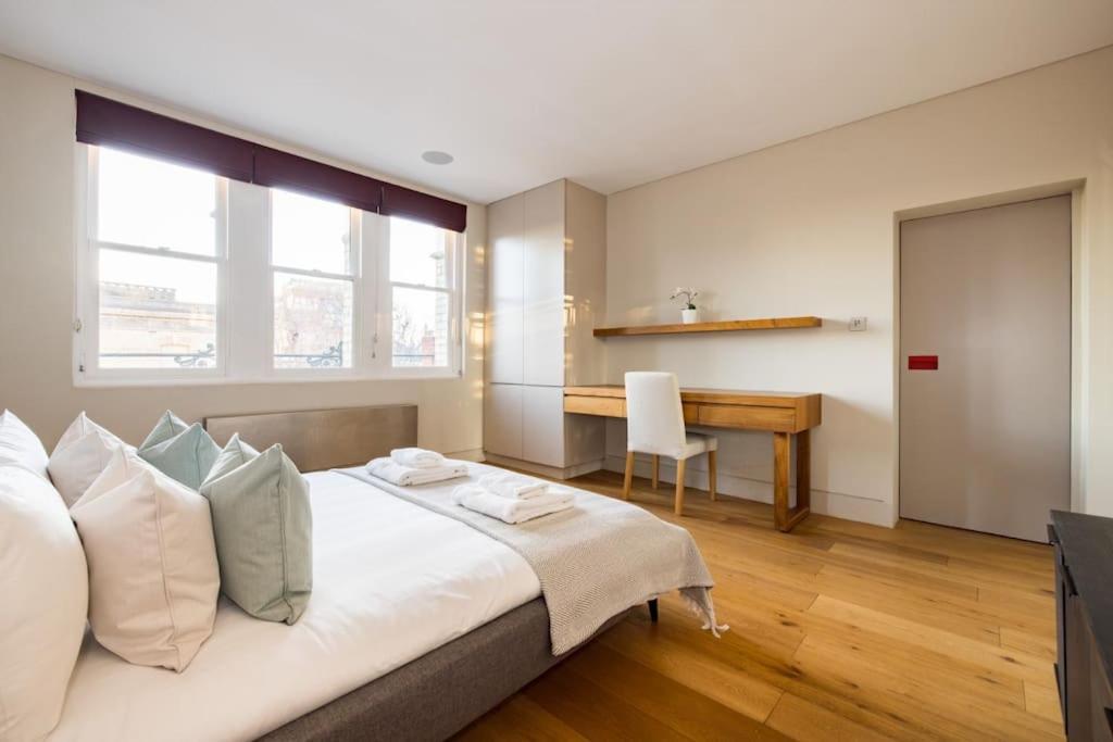 Chelsea Penthouse - Roof Terrace & Ac Appartamento *